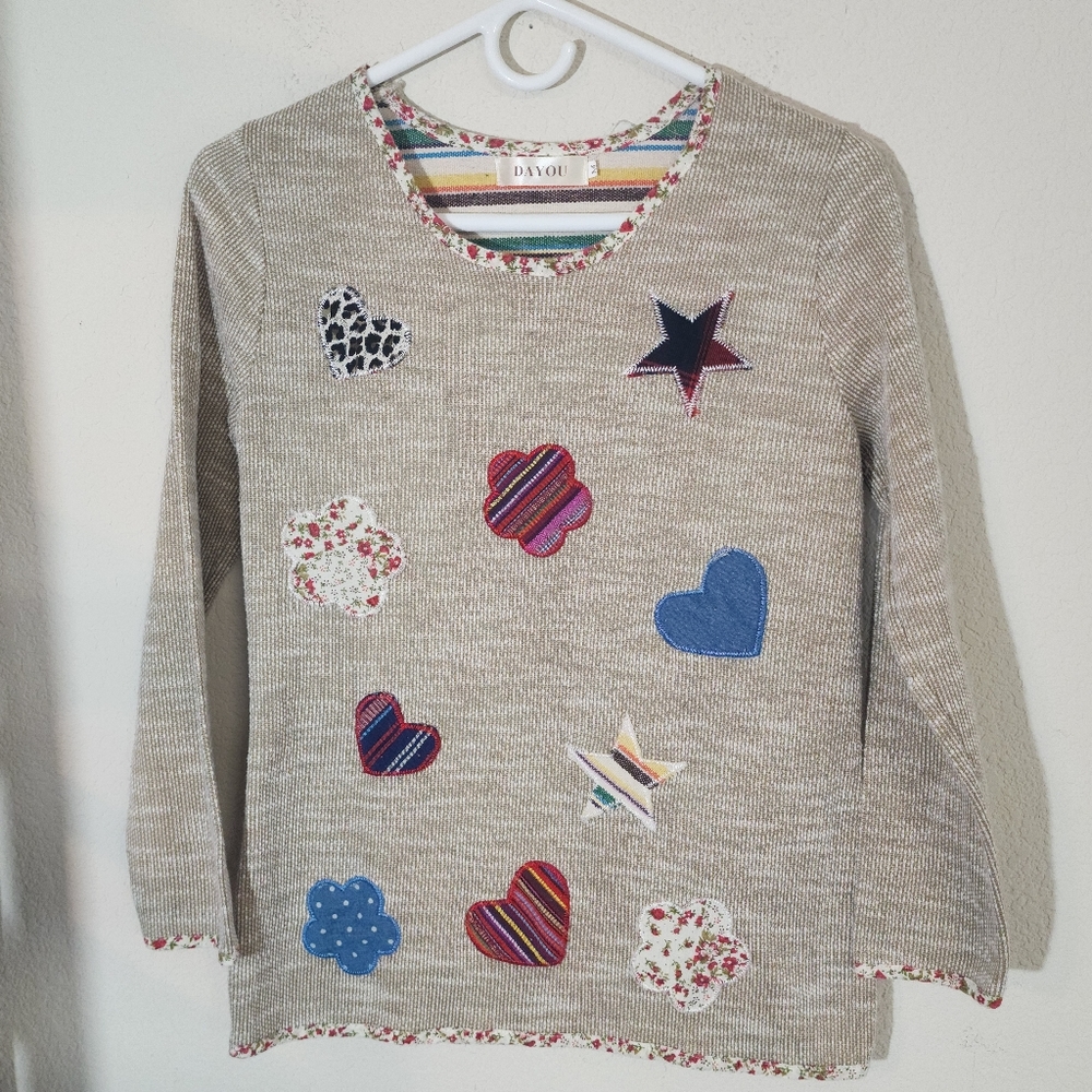 Dayou sweater Colorfull Hearts Stars Snowflakes medium.                Bin‎ 20